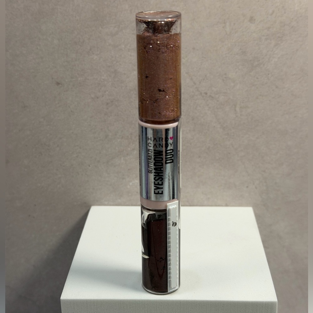 💚4/$10 Hard Candy Dual-Tone Eyeshadow Stick